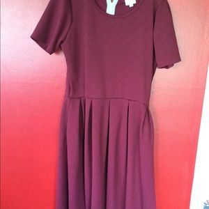 Solid and sassy LuLaRoe Amelia